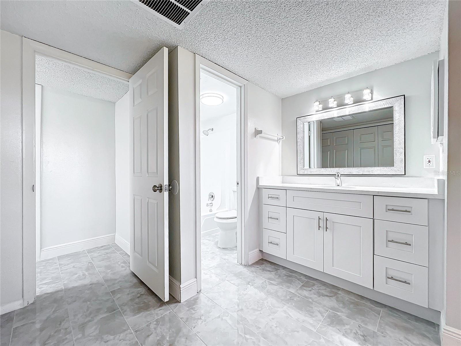 802 SKY LAKE CIR #C, ORLANDO, FL, 32809