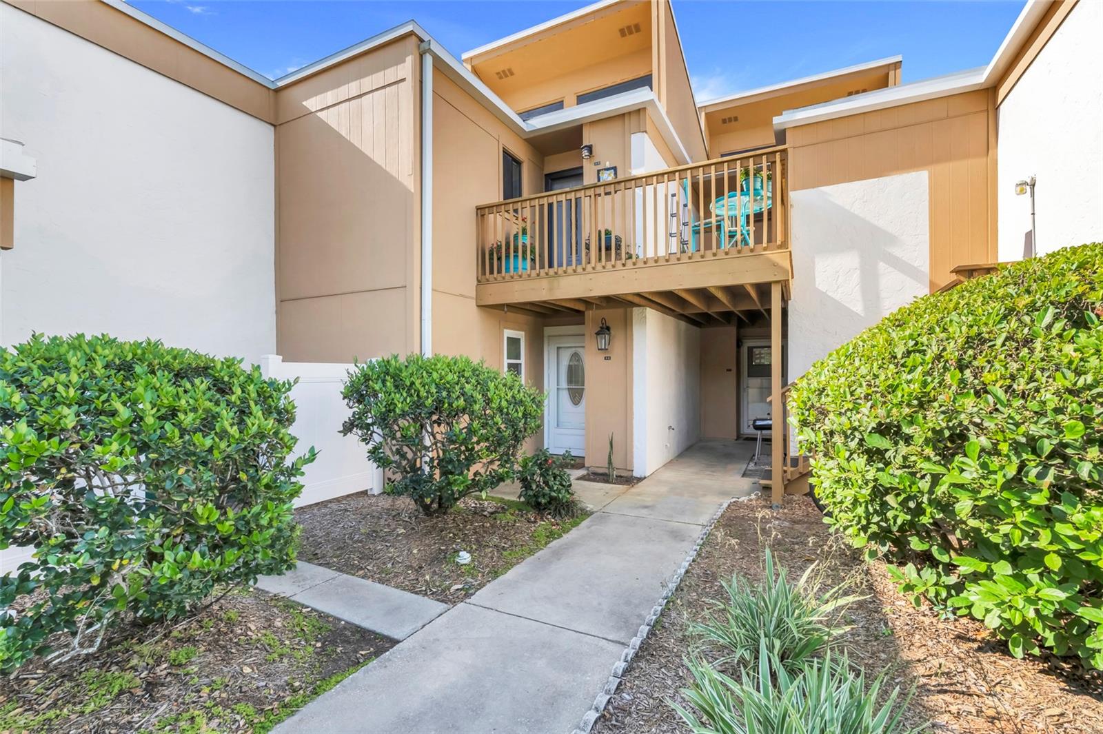 1051 S HIGHLAND ST #4B, MOUNT DORA, FL, 32757