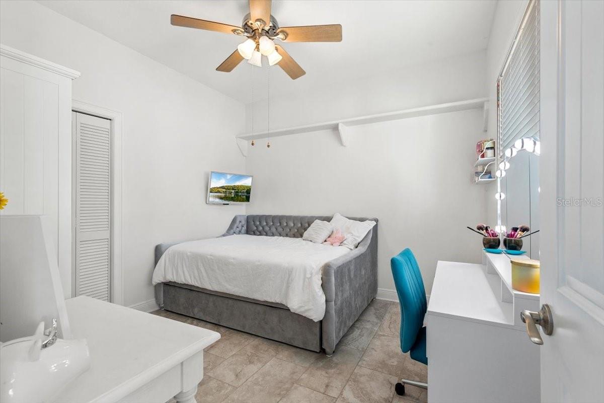 9322 WELLINGTON PARK CIR, TAMPA, FL, 33647