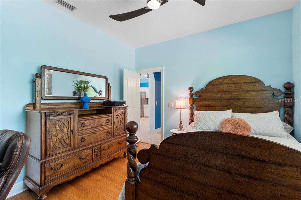 9322 WELLINGTON PARK CIR, TAMPA, FL, 33647