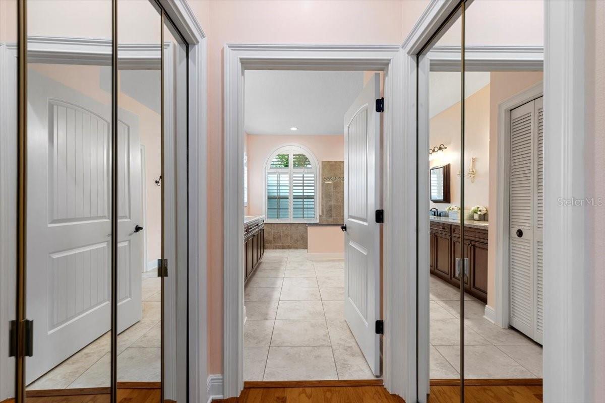 9322 WELLINGTON PARK CIR, TAMPA, FL, 33647