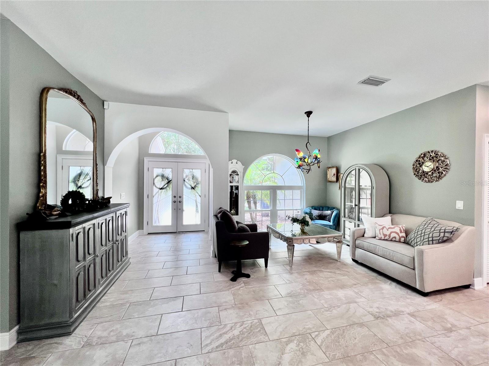 9322 WELLINGTON PARK CIR, TAMPA, FL, 33647