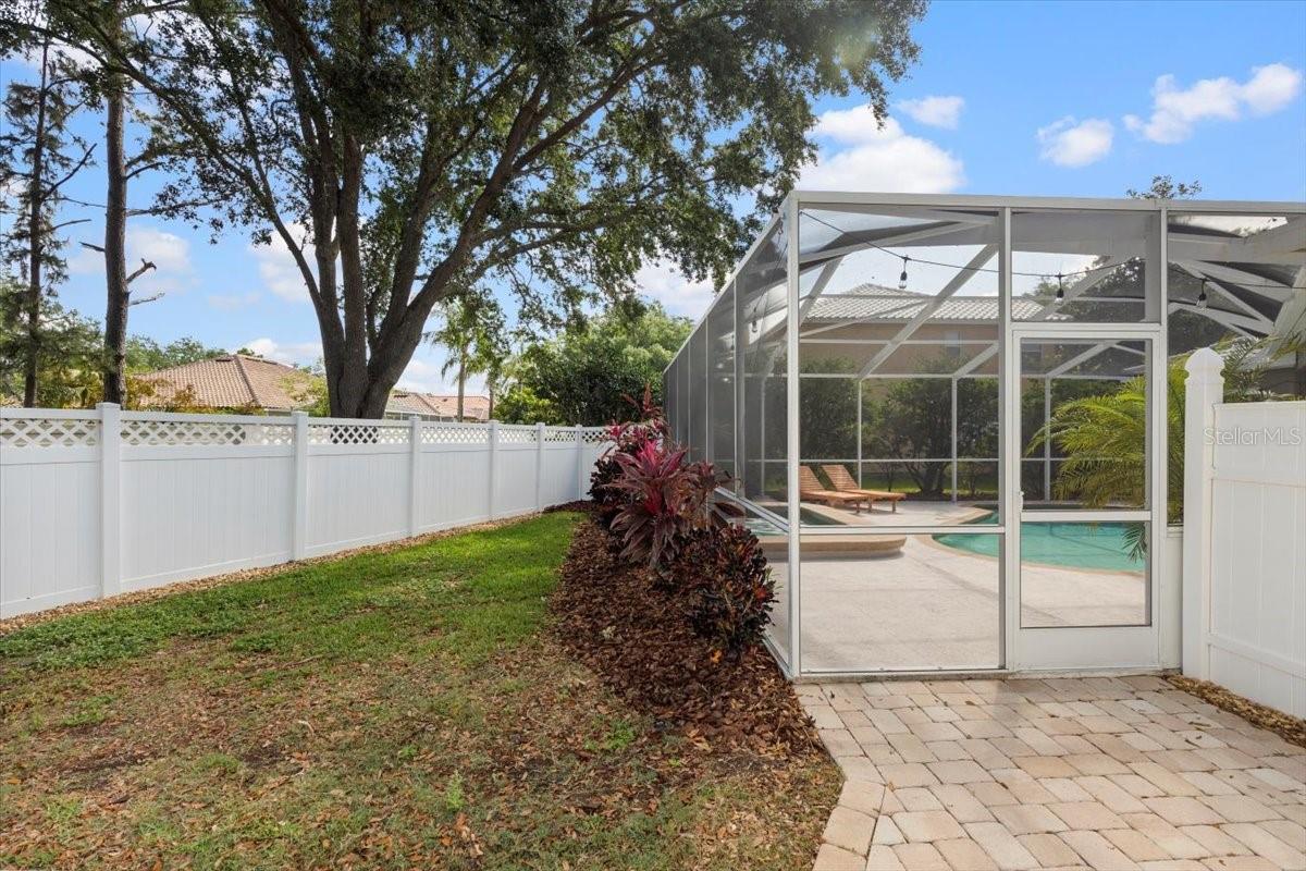 9322 WELLINGTON PARK CIR, TAMPA, FL, 33647