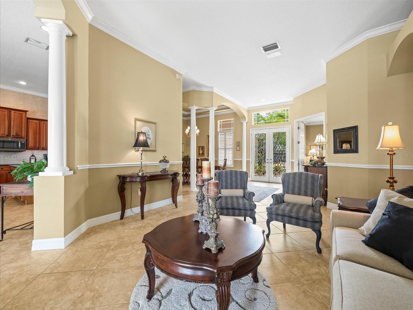 2221 CLIMBING IVY DR, TAMPA, FL, 33618