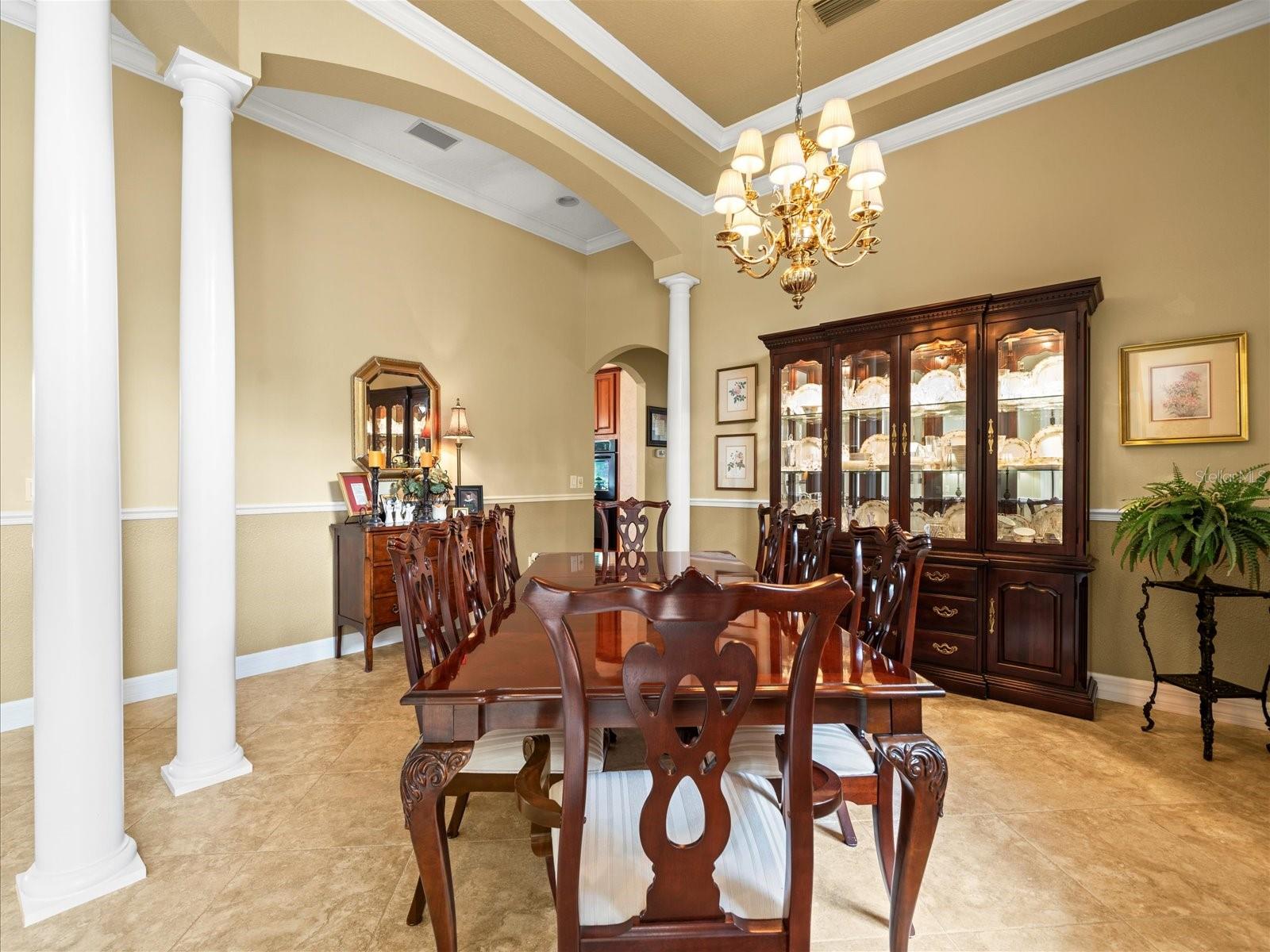 2221 CLIMBING IVY DR, TAMPA, FL, 33618