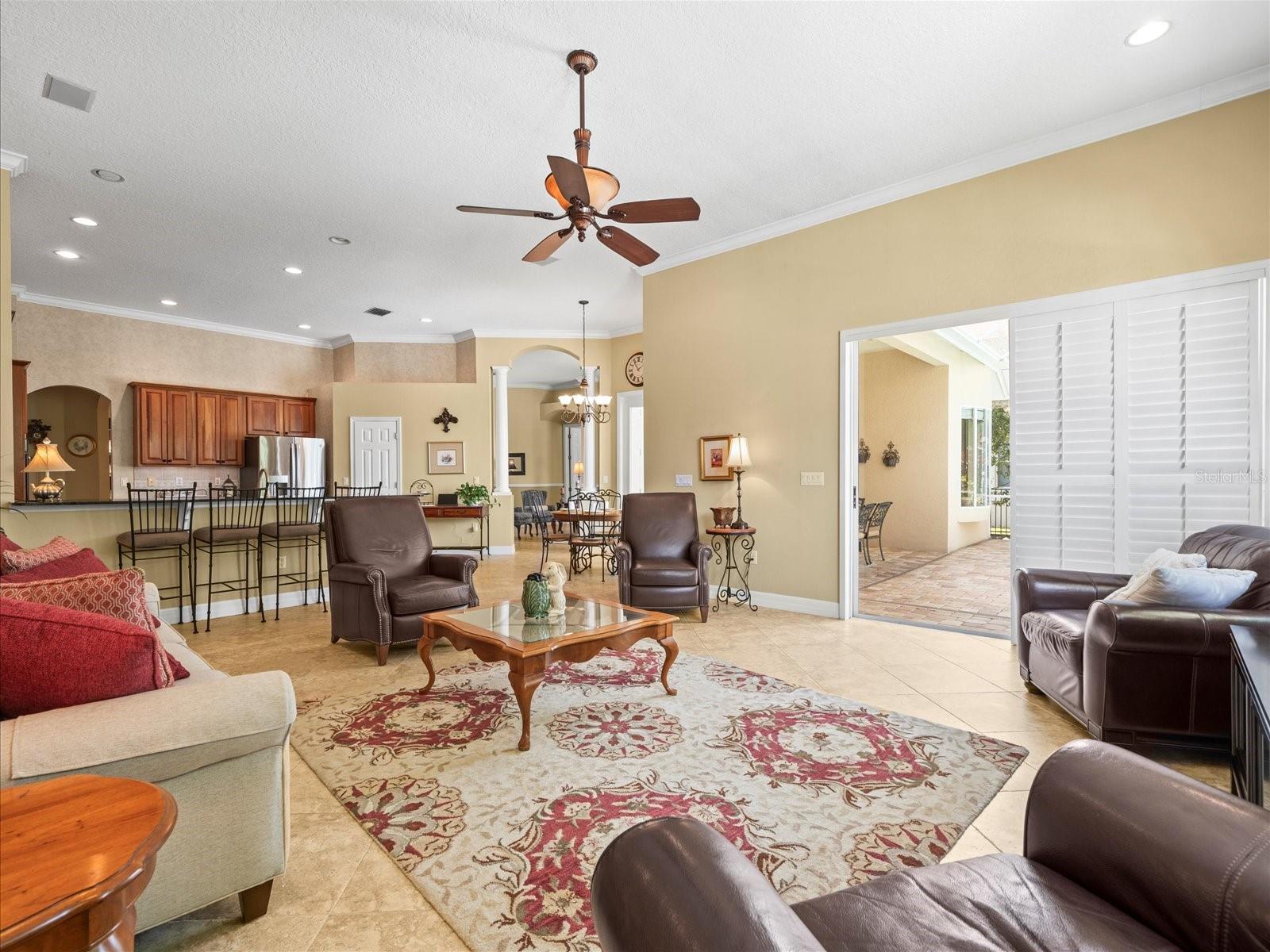 2221 CLIMBING IVY DR, TAMPA, FL, 33618