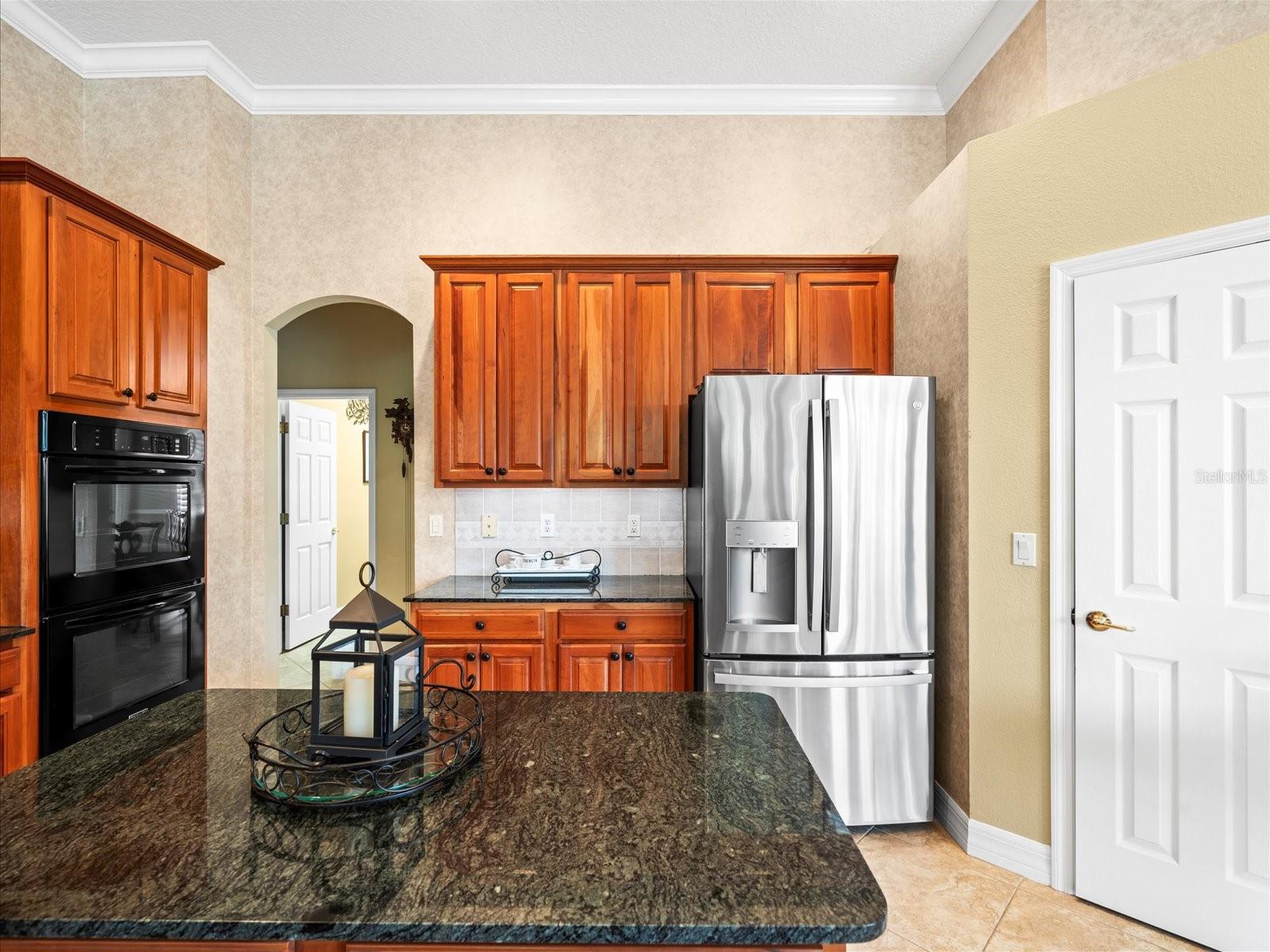 2221 CLIMBING IVY DR, TAMPA, FL, 33618