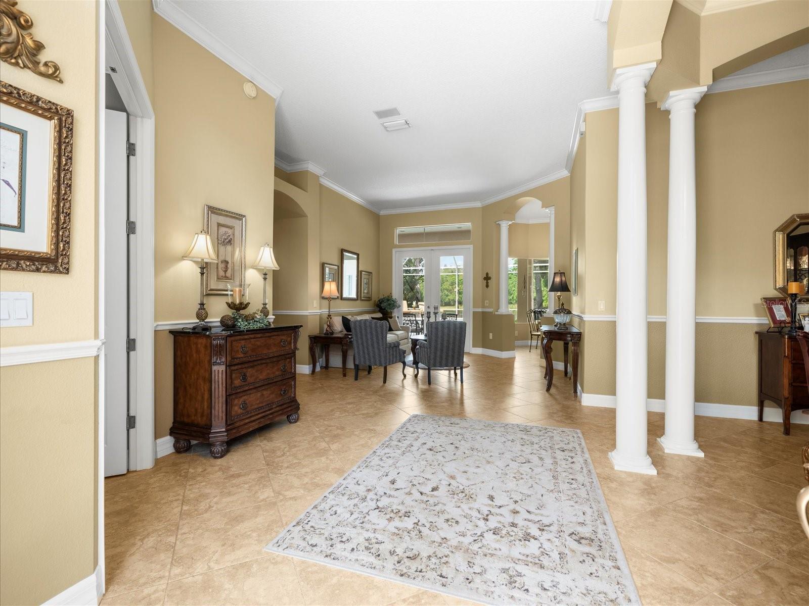 2221 CLIMBING IVY DR, TAMPA, FL, 33618