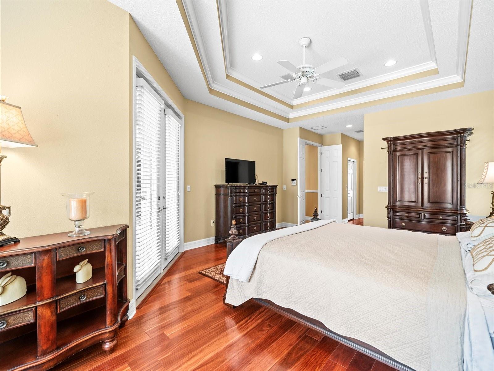 2221 CLIMBING IVY DR, TAMPA, FL, 33618