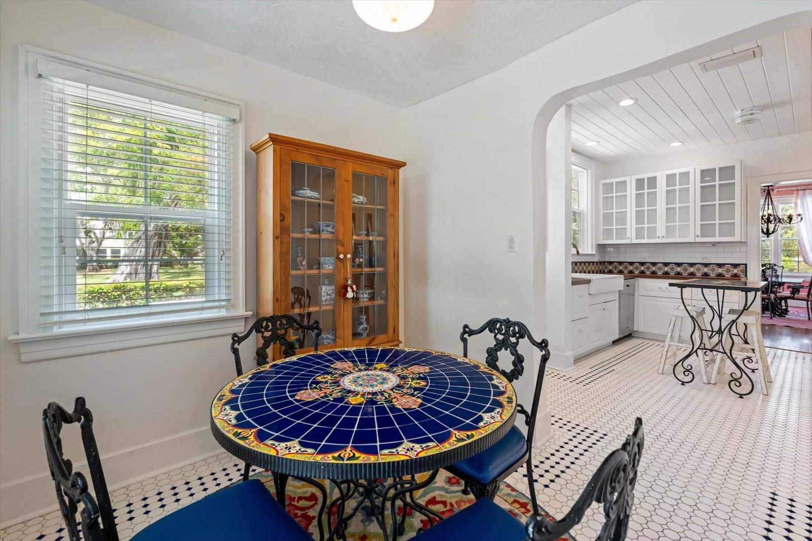 7706 WESTMORELAND DR, SARASOTA, FL, 34243