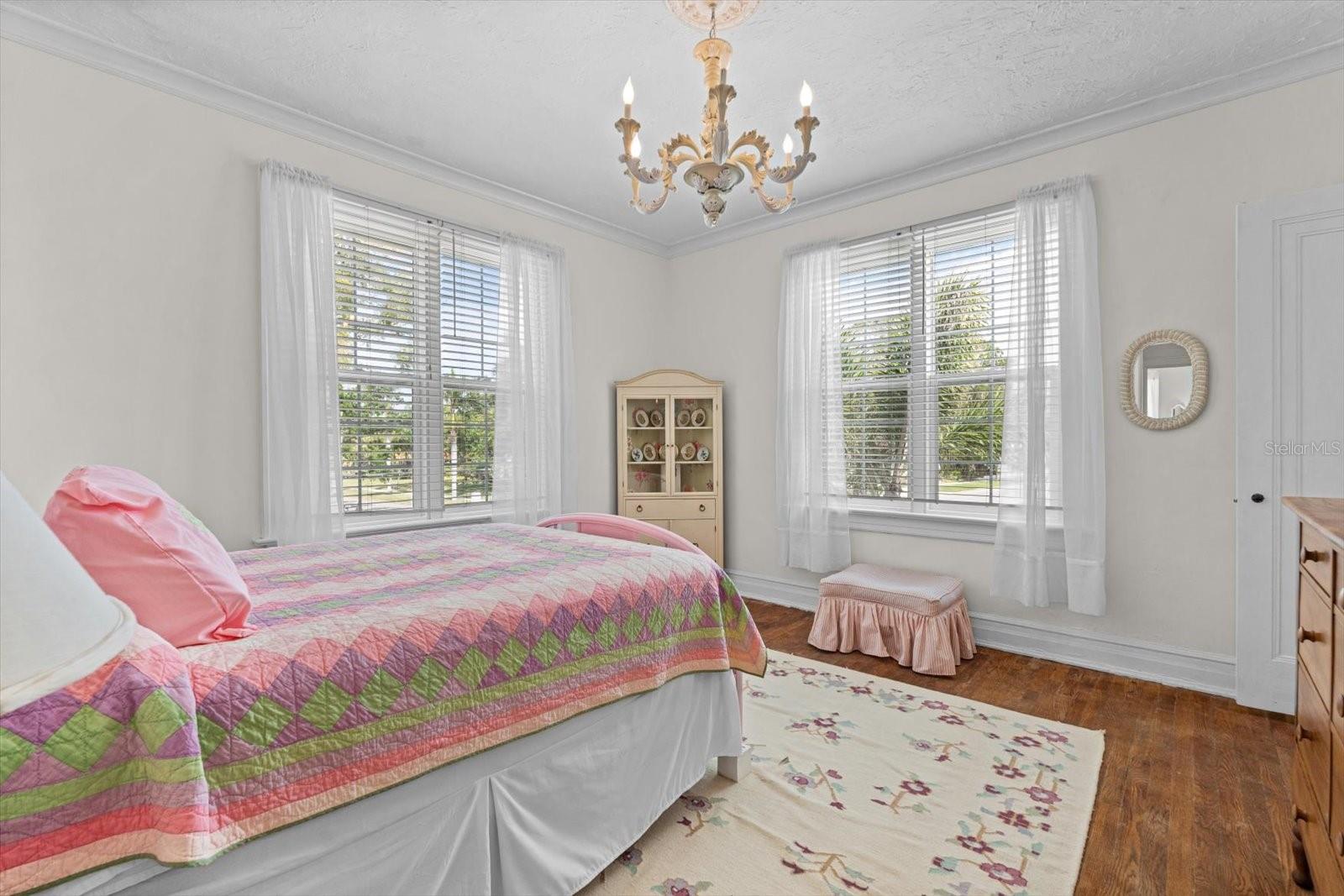 7706 WESTMORELAND DR, SARASOTA, FL, 34243