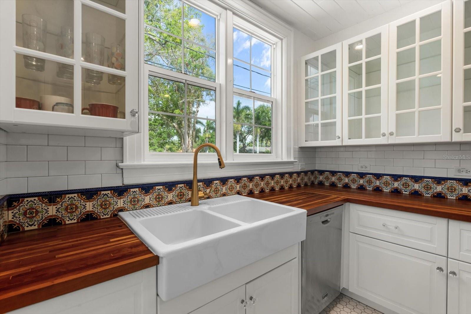 7706 WESTMORELAND DR, SARASOTA, FL, 34243