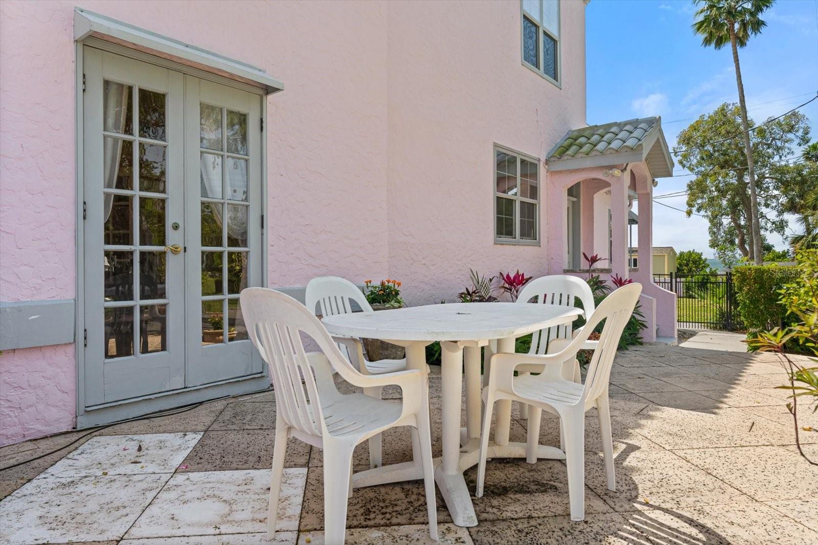 7706 WESTMORELAND DR, SARASOTA, FL, 34243