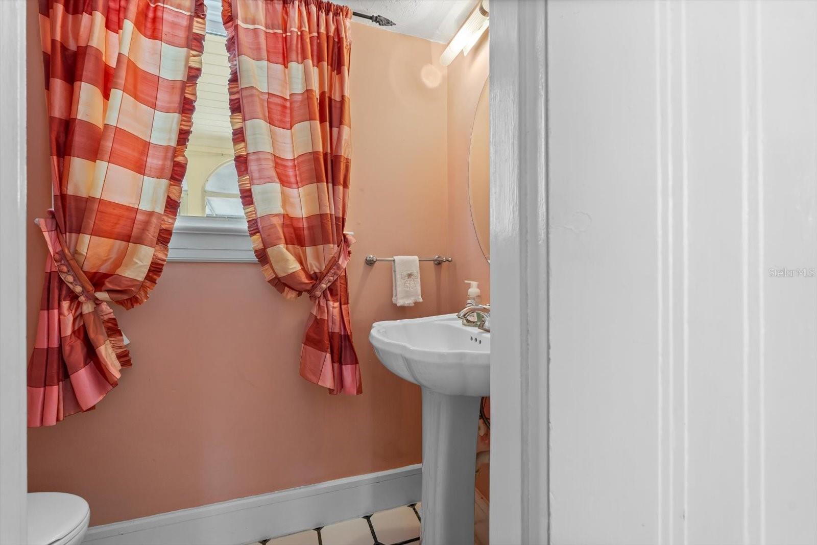 7706 WESTMORELAND DR, SARASOTA, FL, 34243