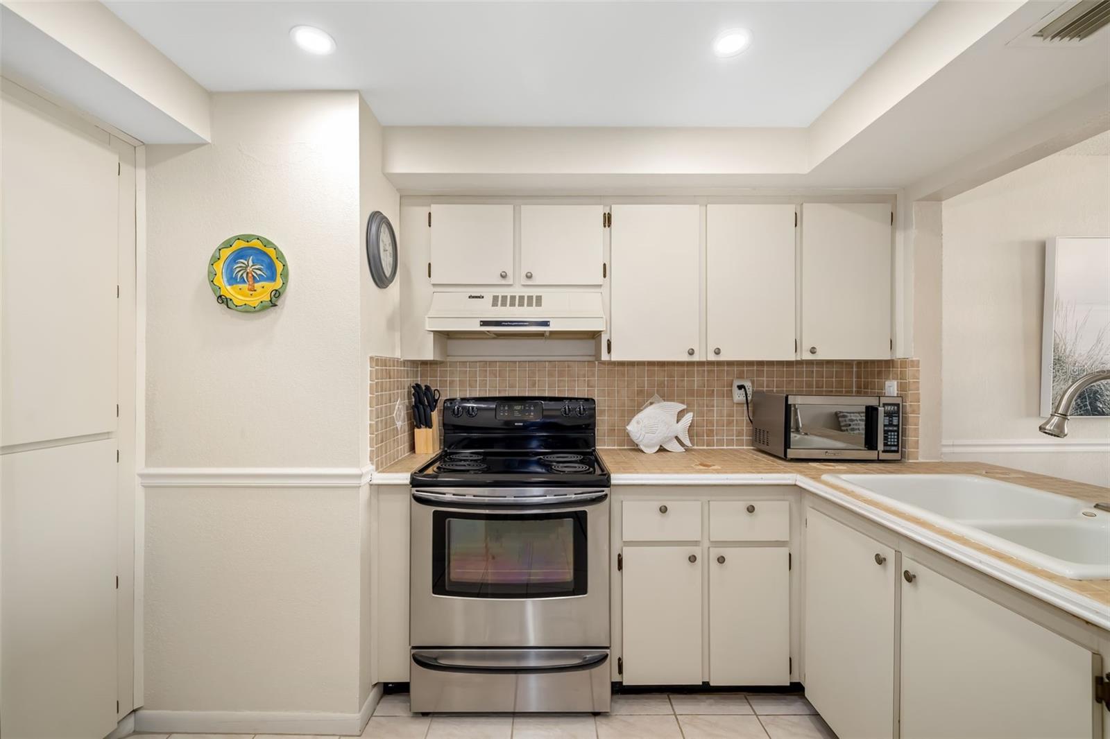 6357 BAHIA DEL MAR BLVD #403, ST PETERSBURG, FL, 33715