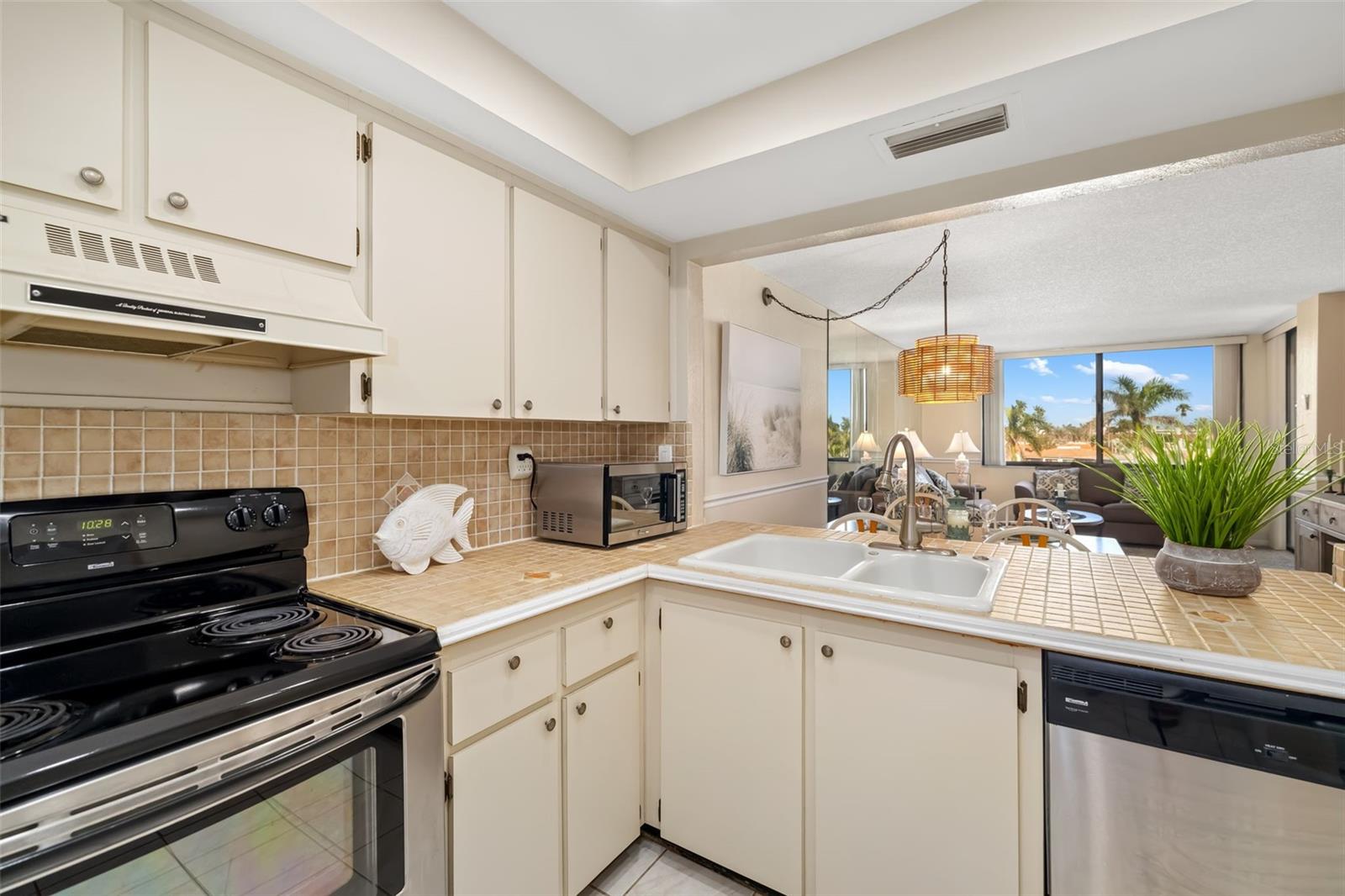 6357 BAHIA DEL MAR BLVD #403, ST PETERSBURG, FL, 33715