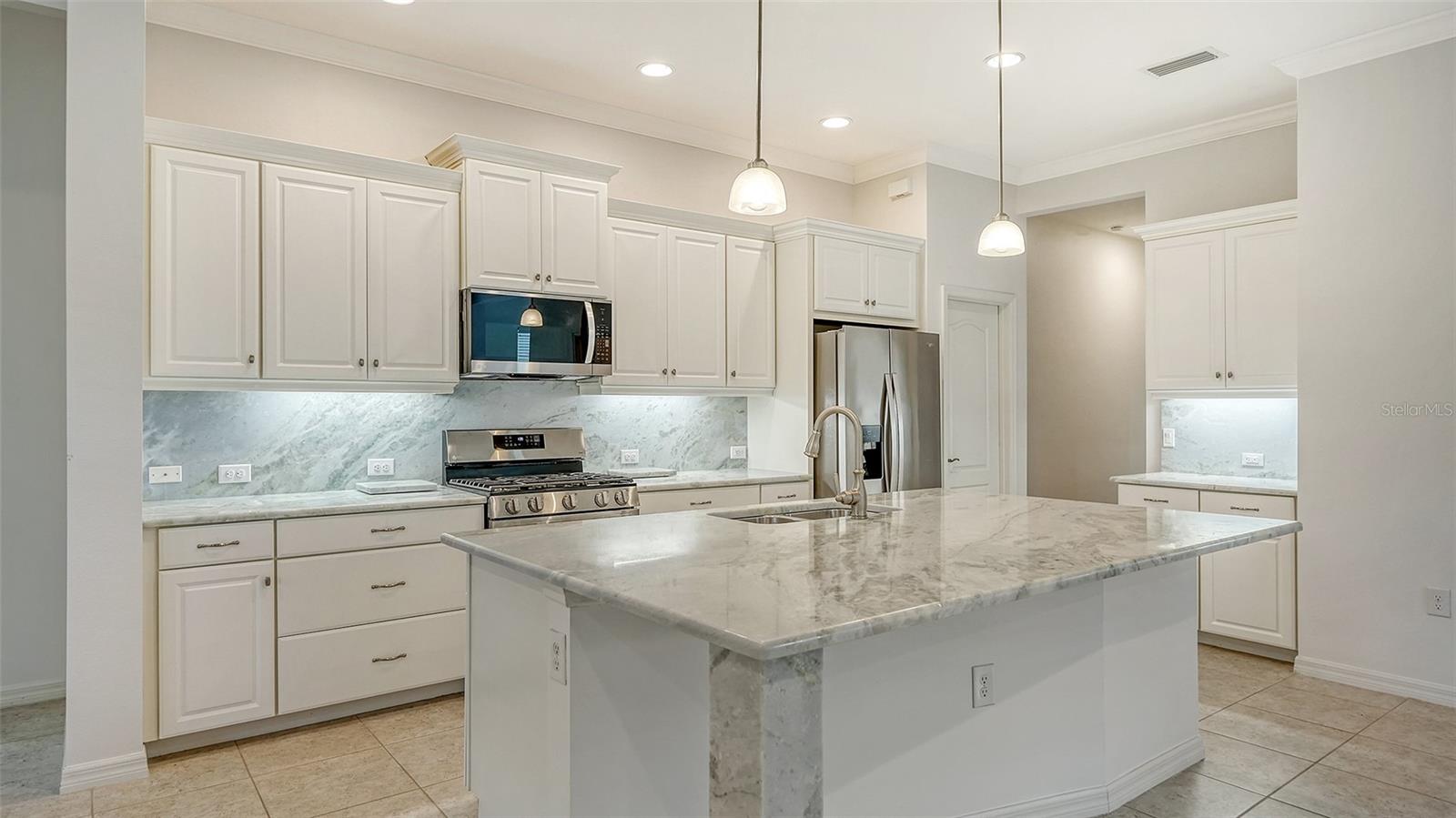 21287 SANDAL FOOT DR, VENICE, FL, 34293