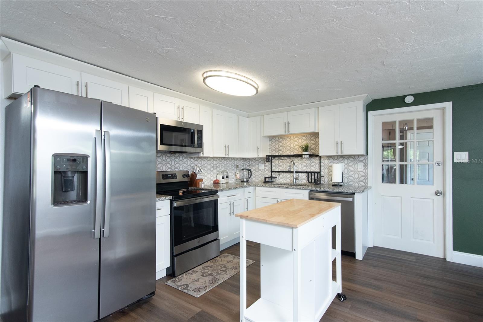 1920 30TH AVE E, BRADENTON, FL, 34208