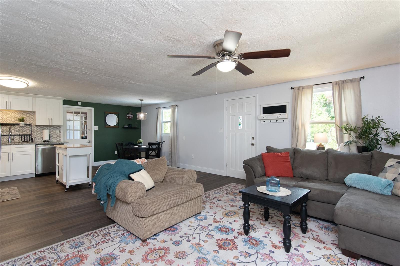 1920 30TH AVE E, BRADENTON, FL, 34208