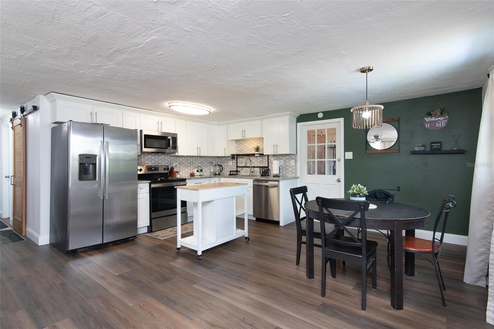 1920 30TH AVE E, BRADENTON, FL, 34208