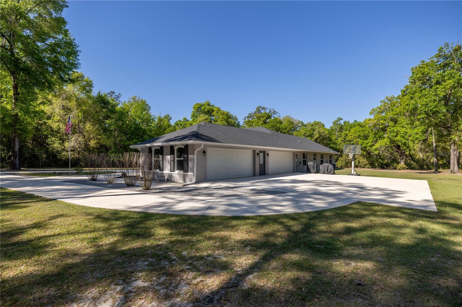 13843 SE HIGHWAY 464C, OCKLAWAHA, FL, 32179
