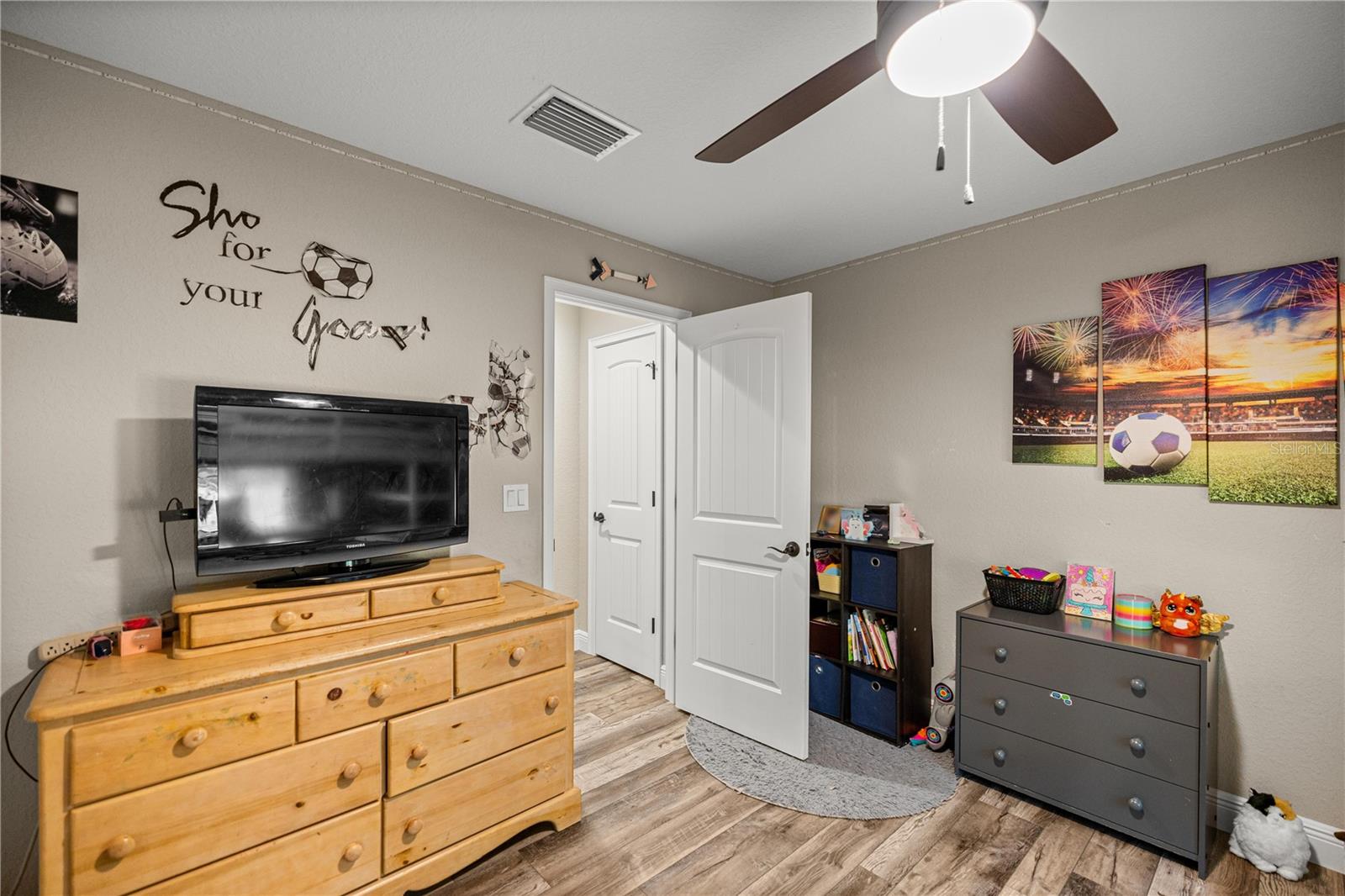 13843 SE HIGHWAY 464C, OCKLAWAHA, FL, 32179