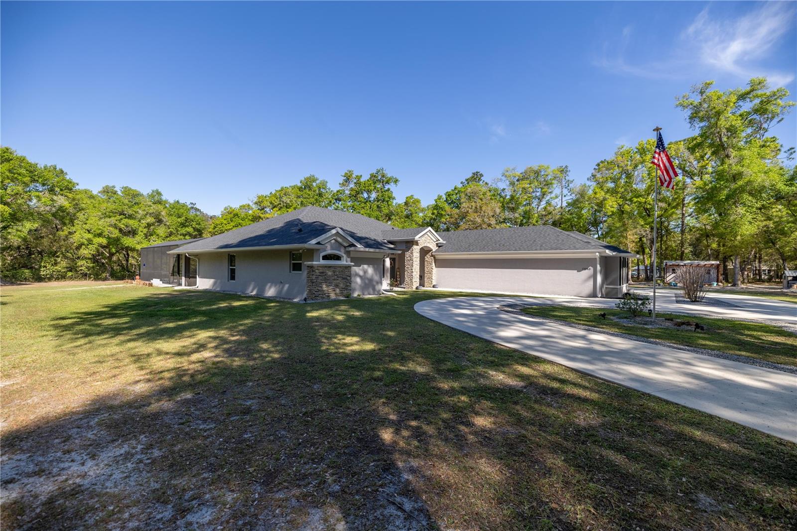 13843 SE HIGHWAY 464C, OCKLAWAHA, FL, 32179