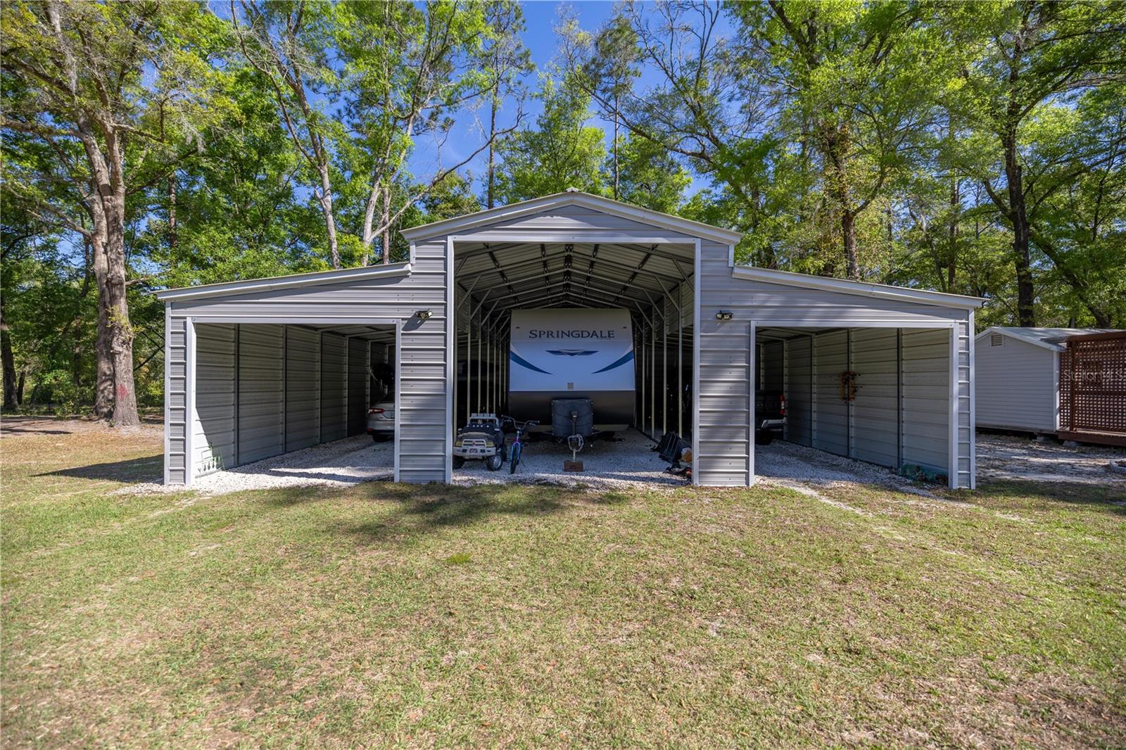 13843 SE HIGHWAY 464C, OCKLAWAHA, FL, 32179