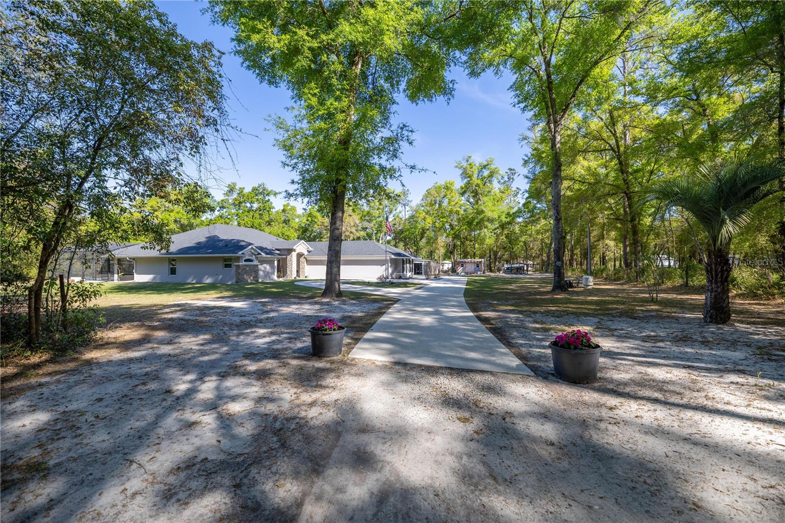 13843 SE HIGHWAY 464C, OCKLAWAHA, FL, 32179