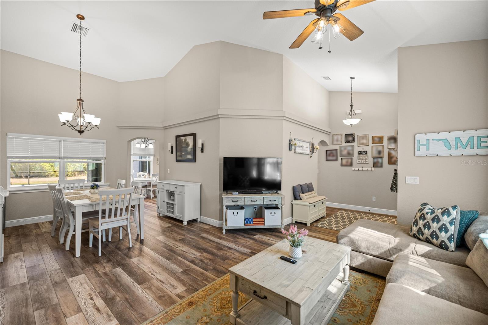 13843 SE HIGHWAY 464C, OCKLAWAHA, FL, 32179