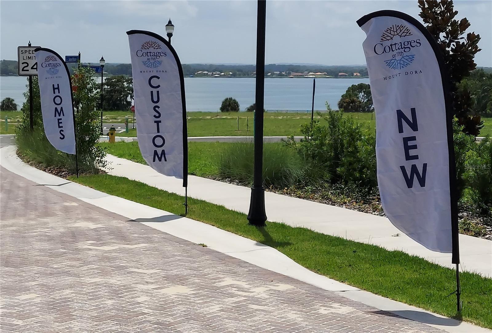 626 W 11TH AVE, MOUNT DORA, FL, 32757