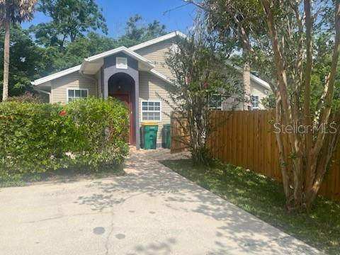 250 E 20TH AVE, MOUNT DORA, FL, 32757