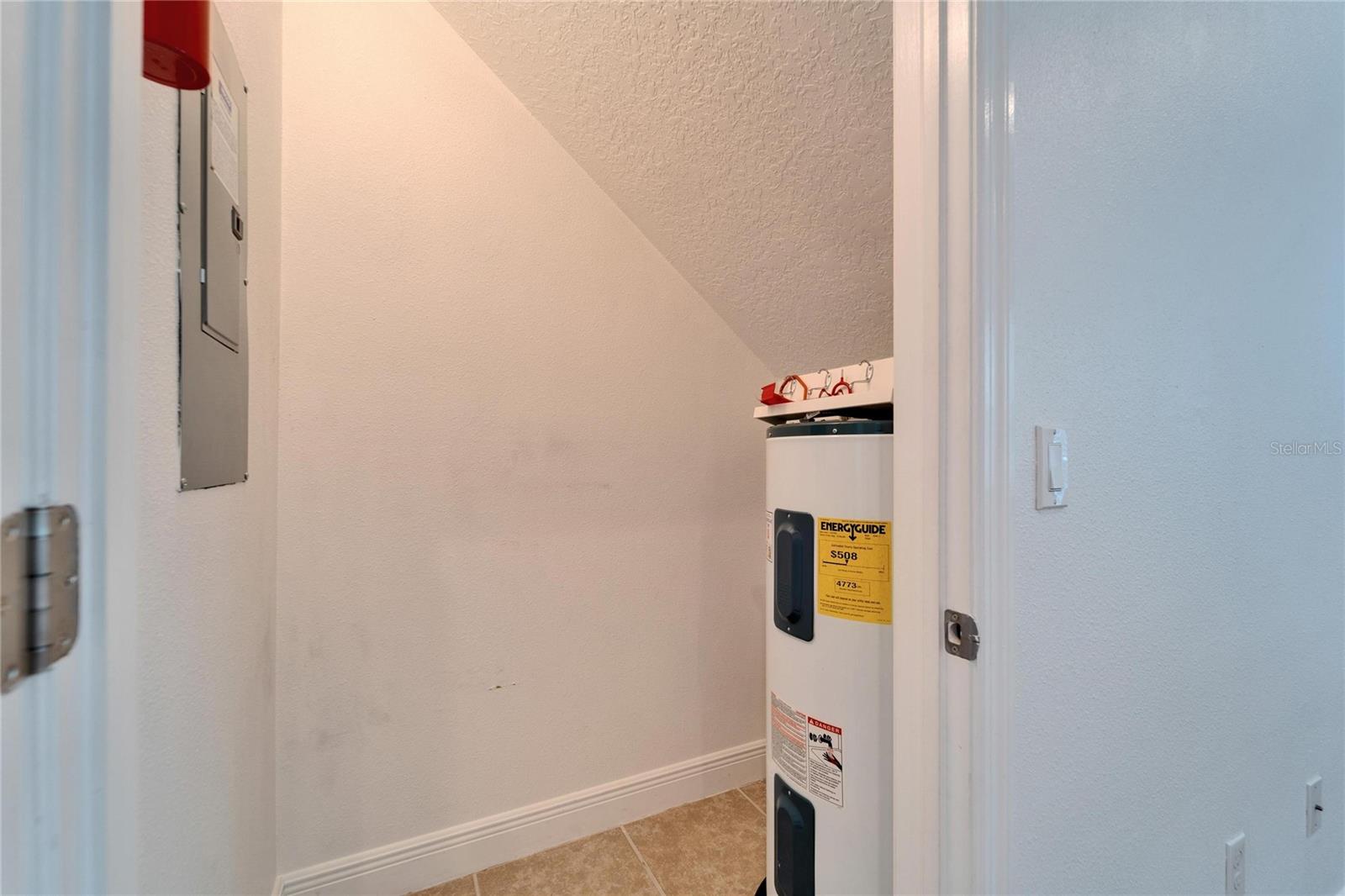 541 DELMAR TER S, ST PETERSBURG, FL, 33701