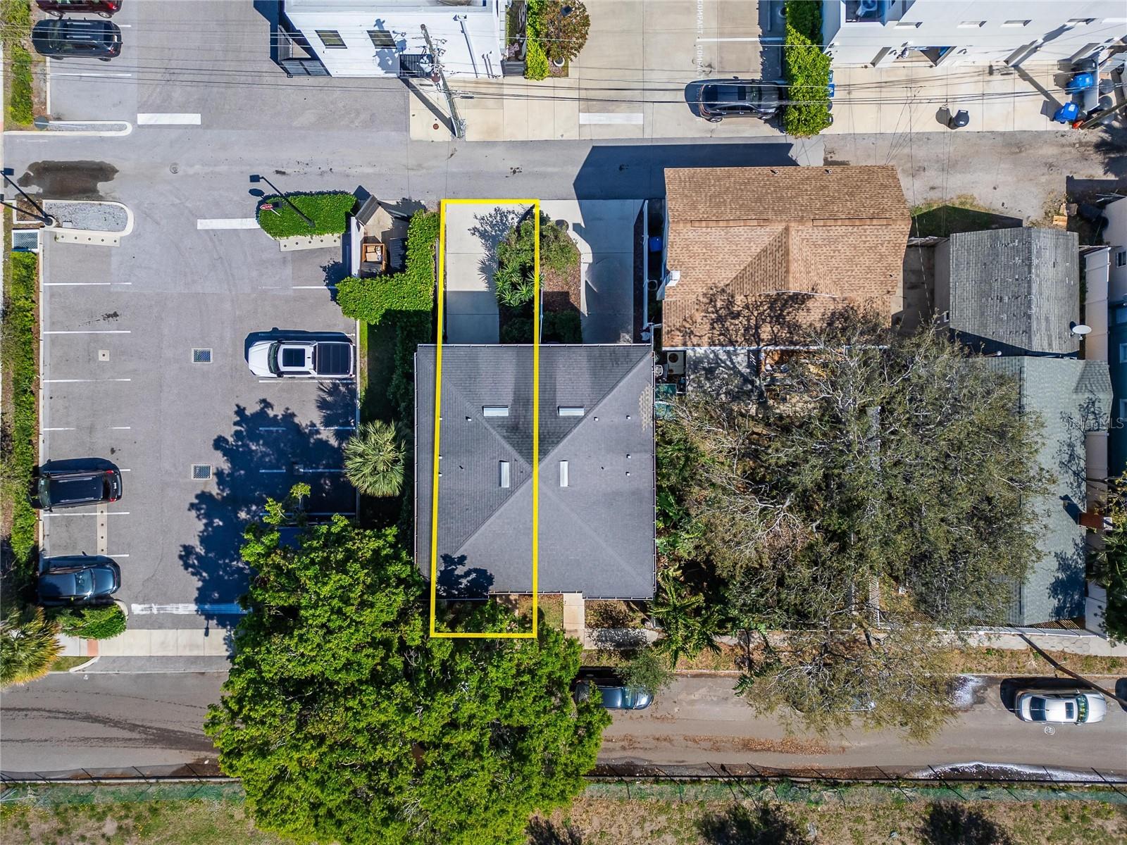 541 DELMAR TER S, ST PETERSBURG, FL, 33701