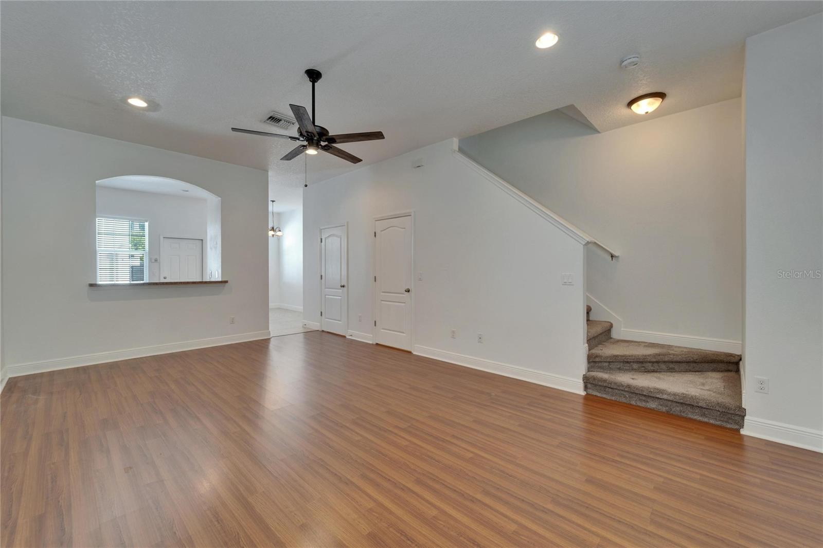 541 DELMAR TER S, ST PETERSBURG, FL, 33701