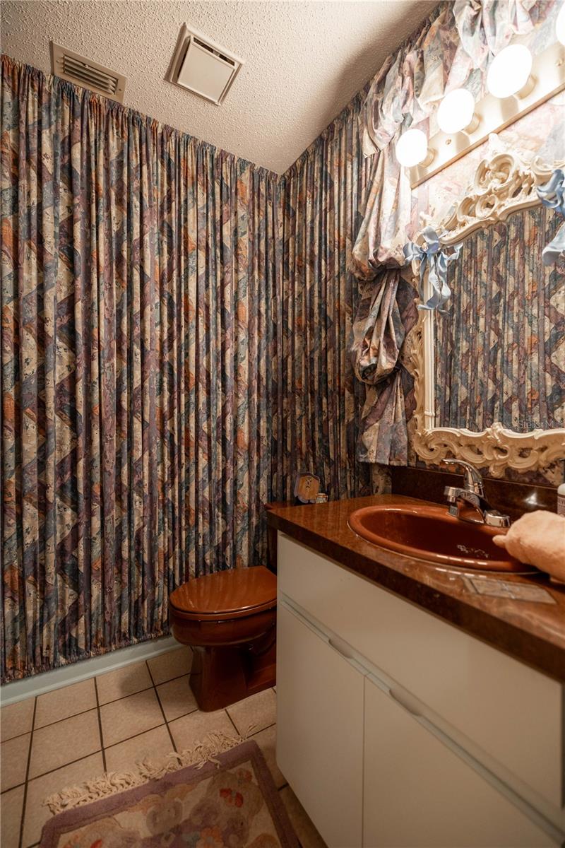 3817 NE 19TH STREET CIR, OCALA, FL, 34470