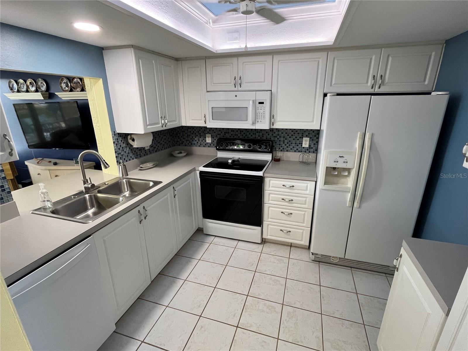 1007 PUSSYWILLOW LN, BRADENTON, FL, 34208