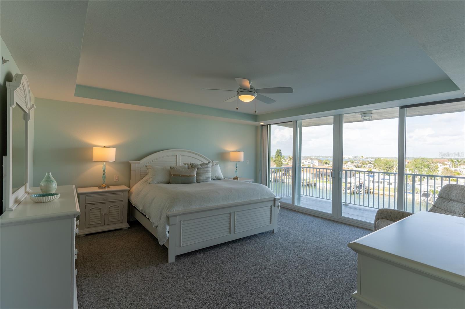 223 ISLAND WAY #5E, CLEARWATER BEACH, FL, 33767