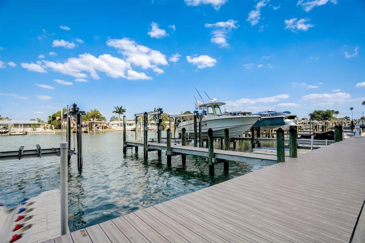 223 ISLAND WAY #5E, CLEARWATER BEACH, FL, 33767