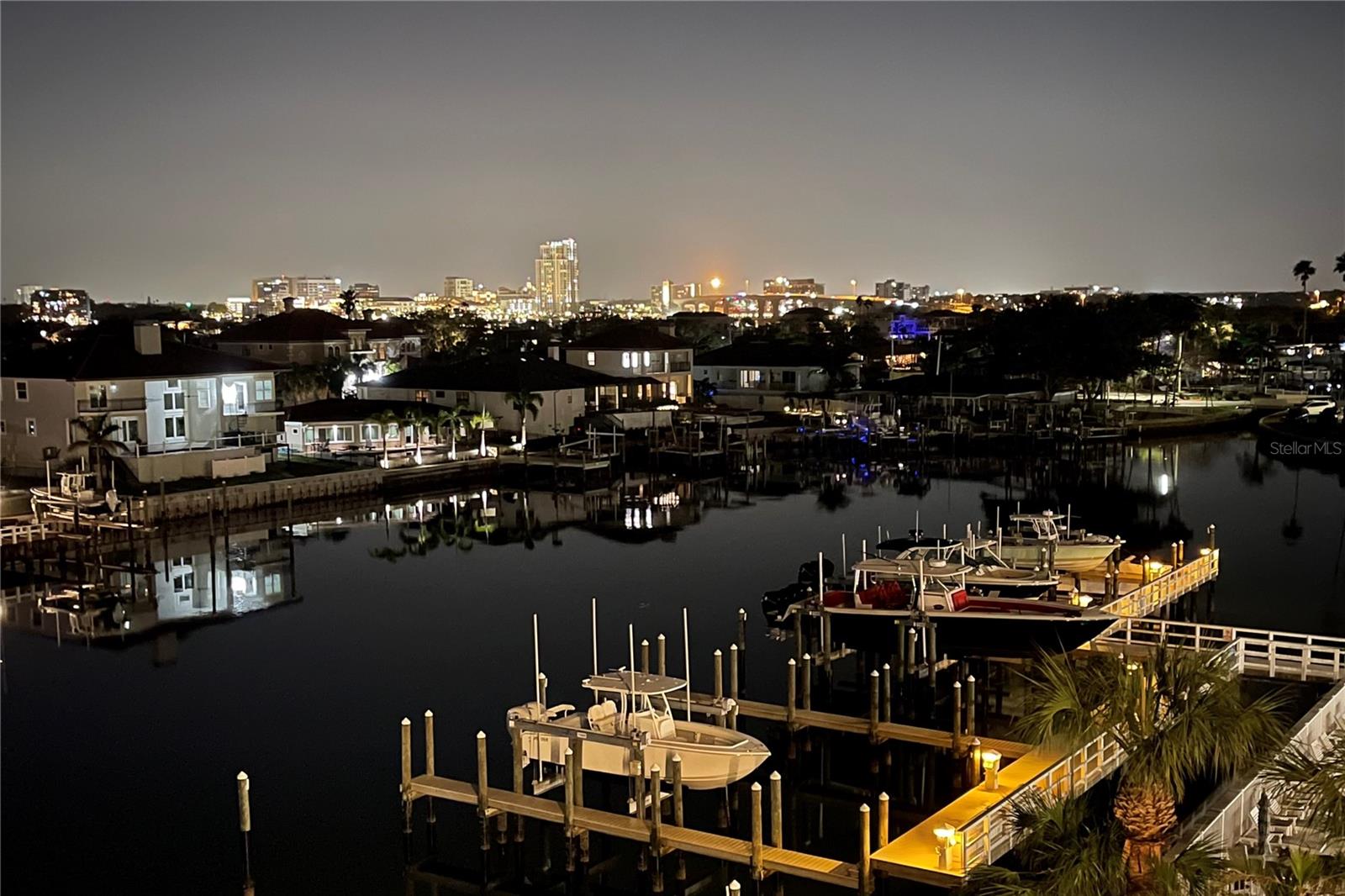 223 ISLAND WAY #5E, CLEARWATER BEACH, FL, 33767