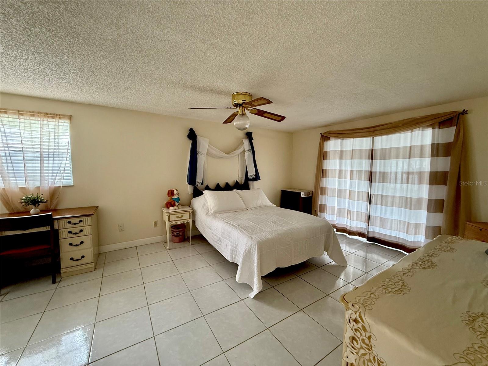 6007 FROND WAY, APOLLO BEACH, FL, 33572