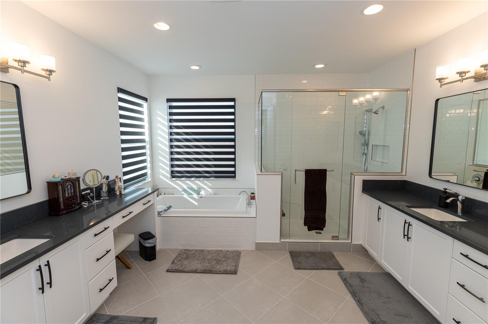 20341 FAIR OAK LN, ESTERO, FL, 33928