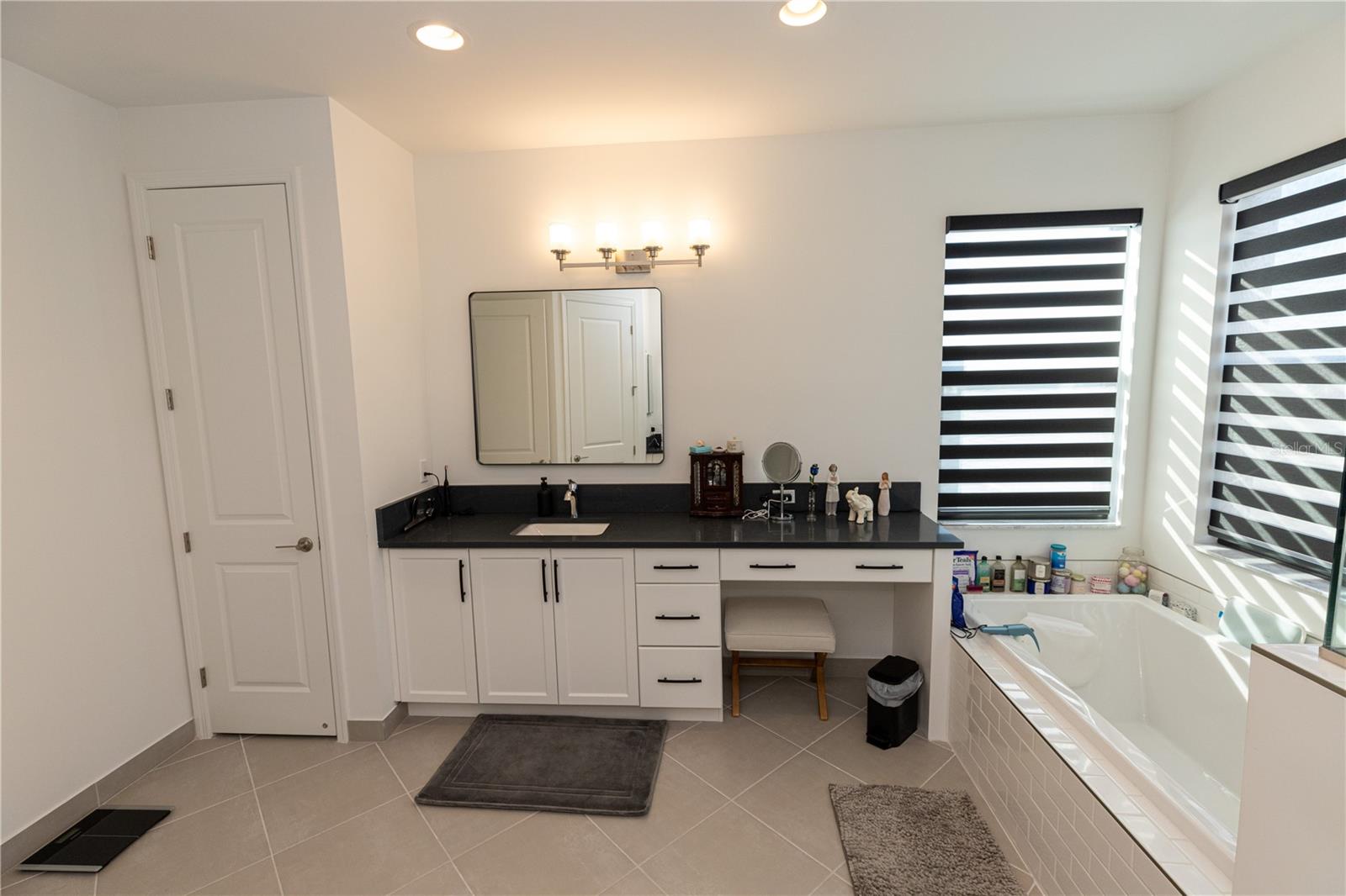 20341 FAIR OAK LN, ESTERO, FL, 33928