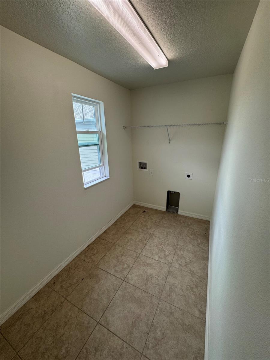 8273 ARTISAN WAY, SEMINOLE, FL, 33777