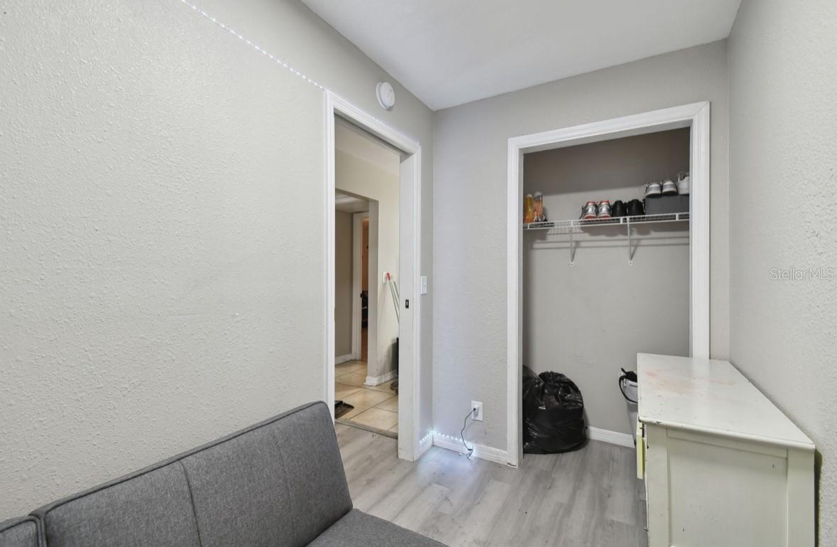 412 E COLUMBUS DR, TAMPA, FL, 33602