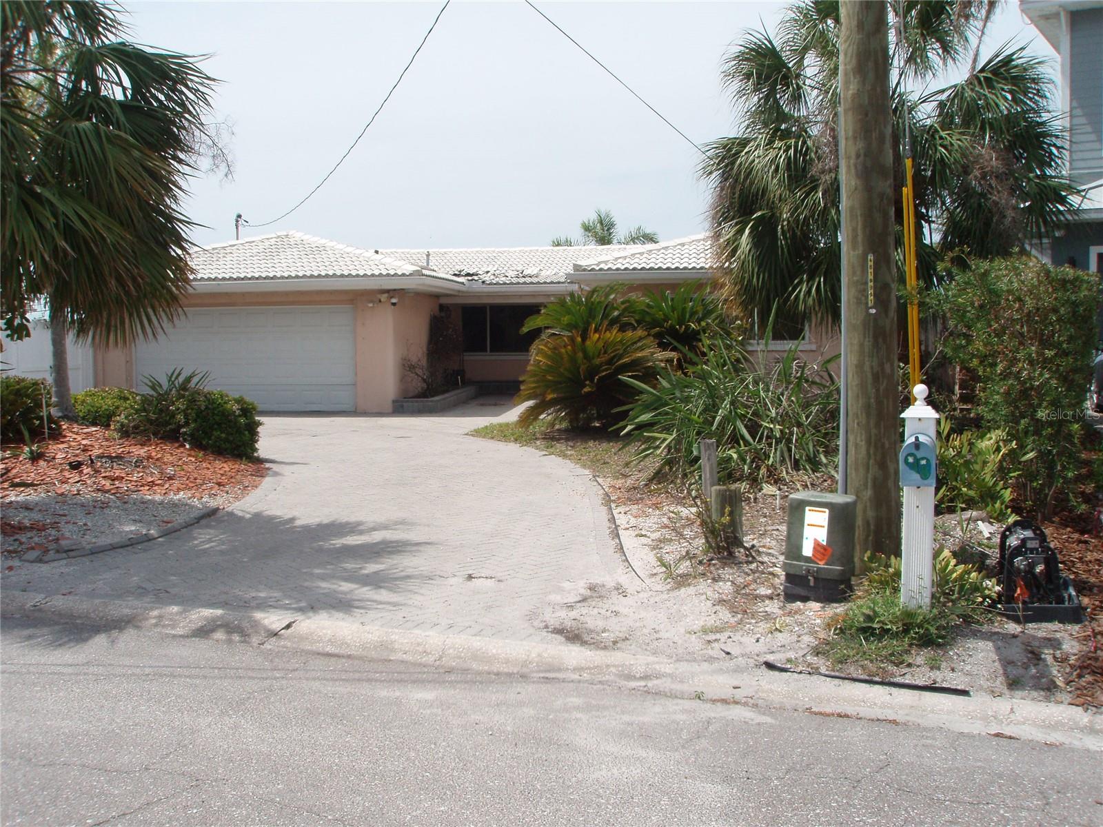 1844 VENETIAN POINT DR, CLEARWATER, FL, 33755