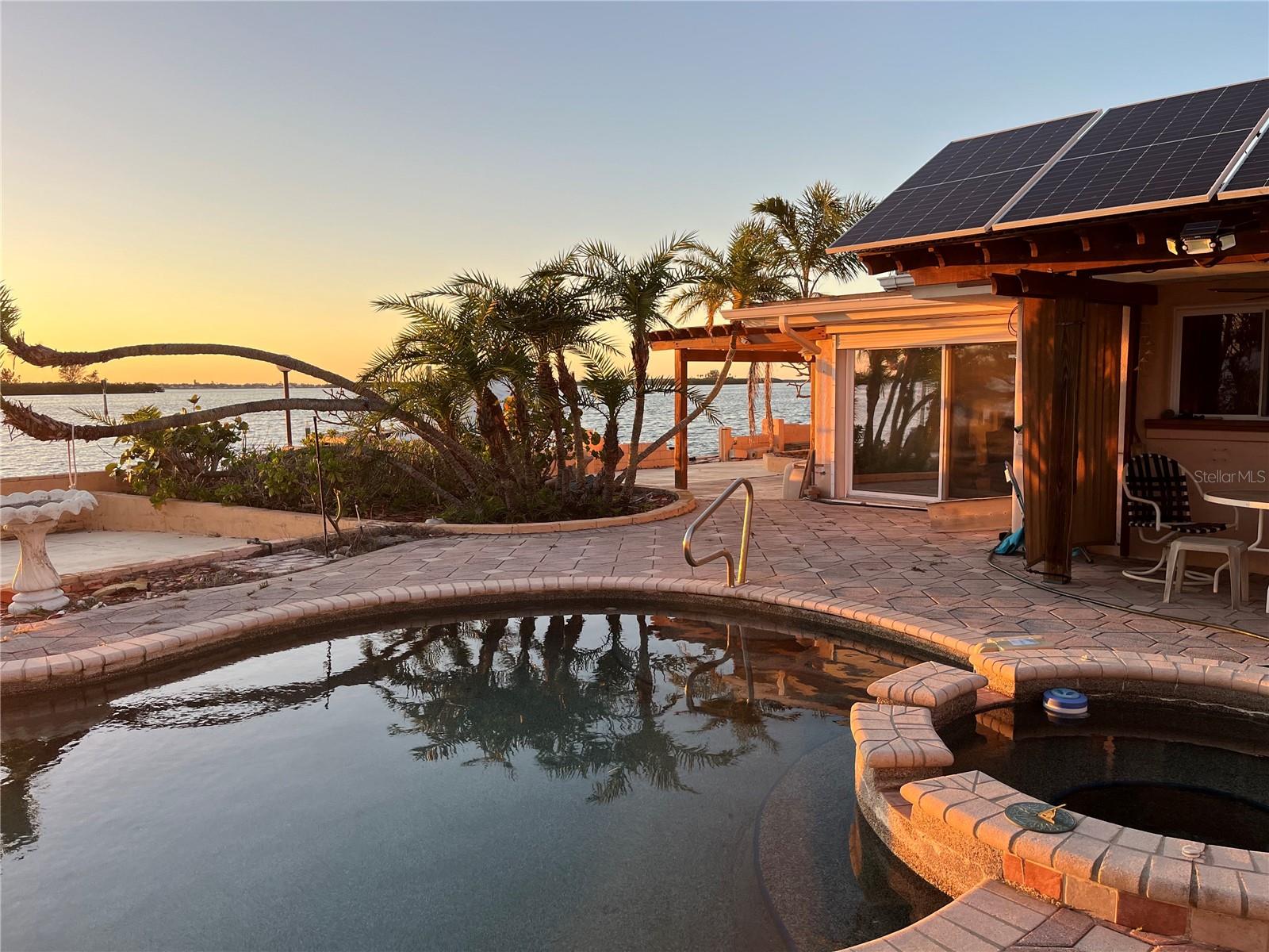 1844 VENETIAN POINT DR, CLEARWATER, FL, 33755