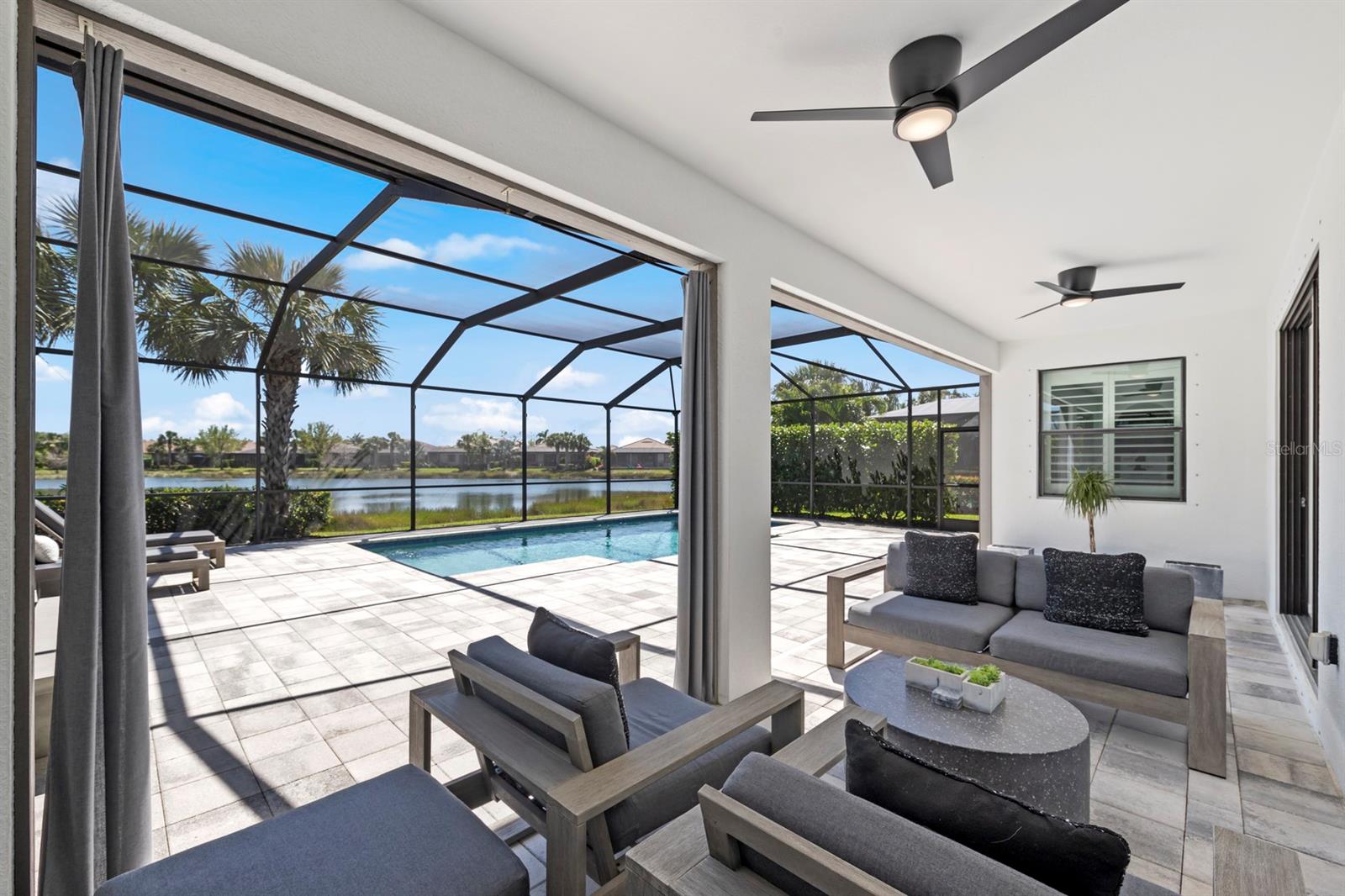 20373 BLACK TREE LN, ESTERO, FL, 33928