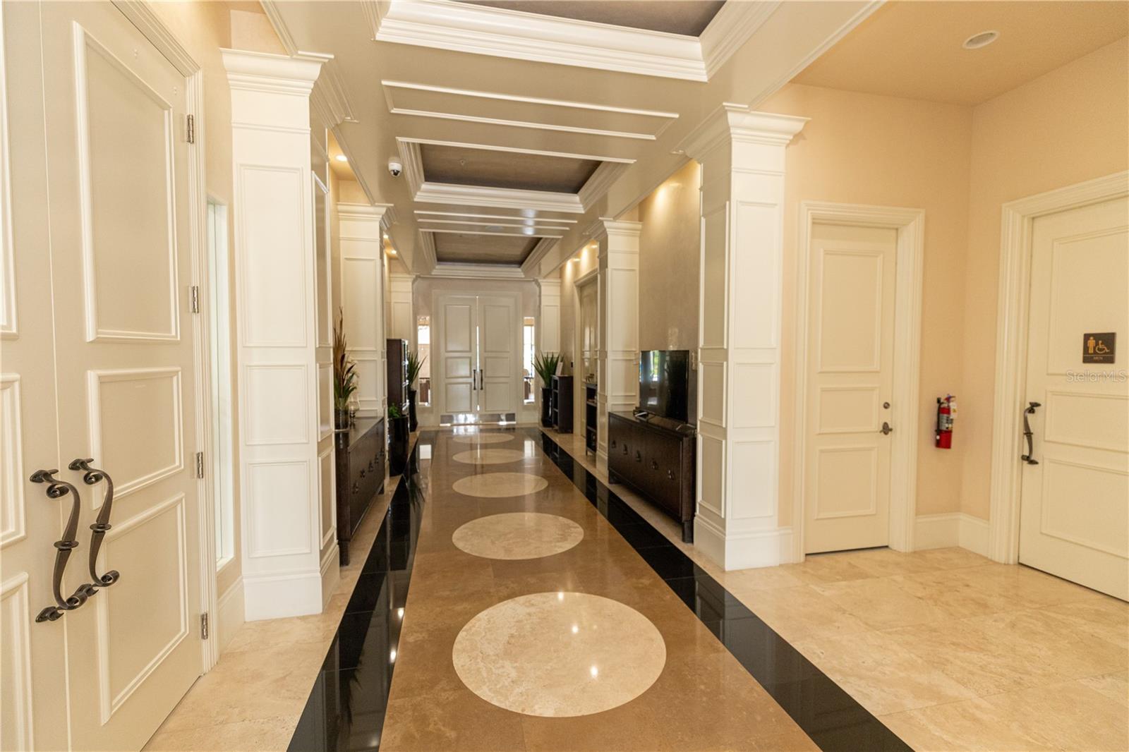 20373 BLACK TREE LN, ESTERO, FL, 33928