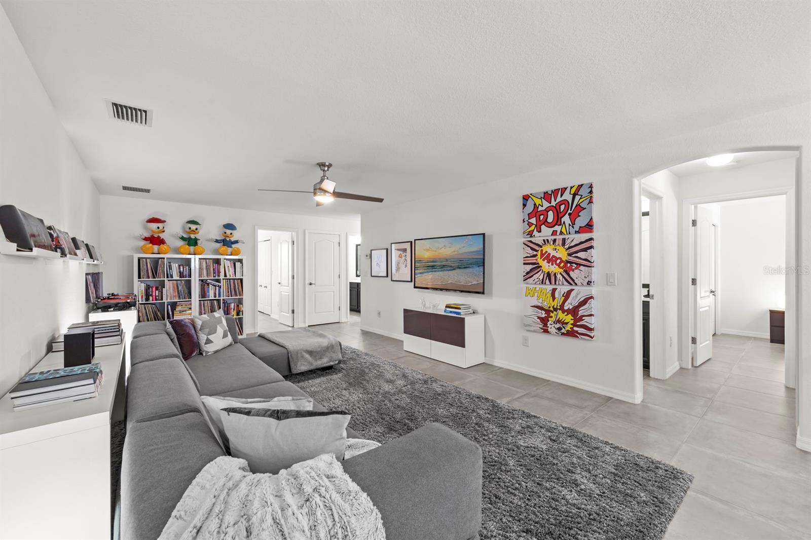 20373 BLACK TREE LN, ESTERO, FL, 33928